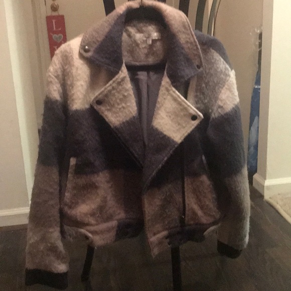 Lovers + Friends Charlie Jacket in Tan Multi. - Picture 4 of 5